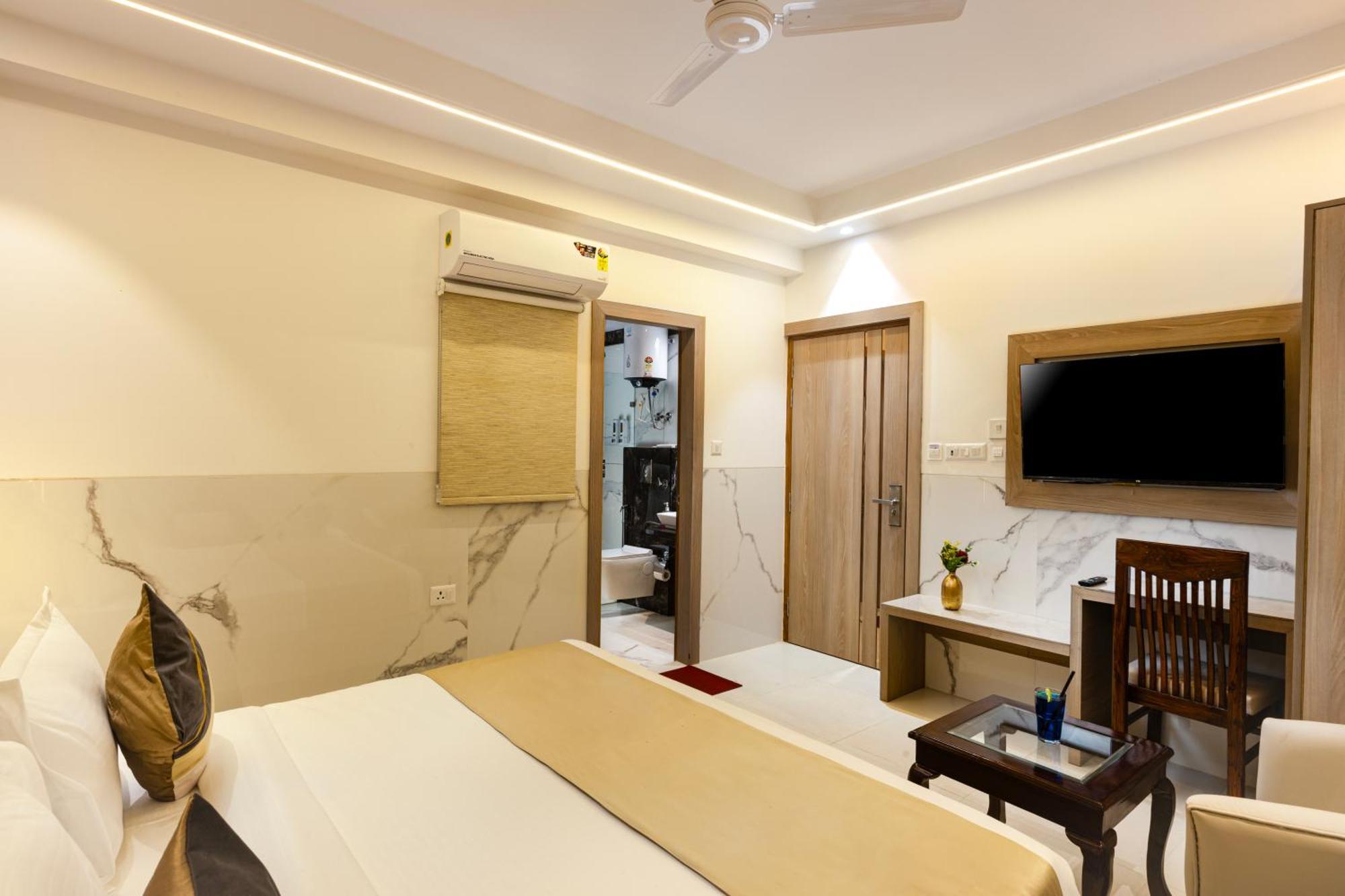 The Orion Hotel Era - Delhi Airport نيودلهي المظهر الخارجي الصورة