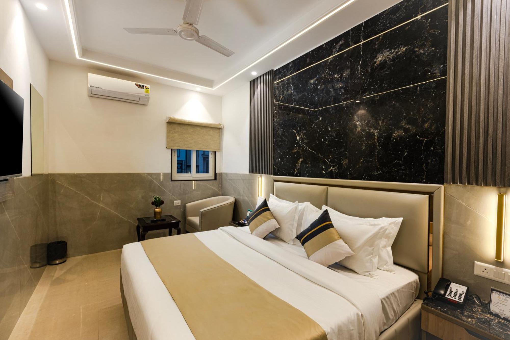 The Orion Hotel Era - Delhi Airport نيودلهي المظهر الخارجي الصورة