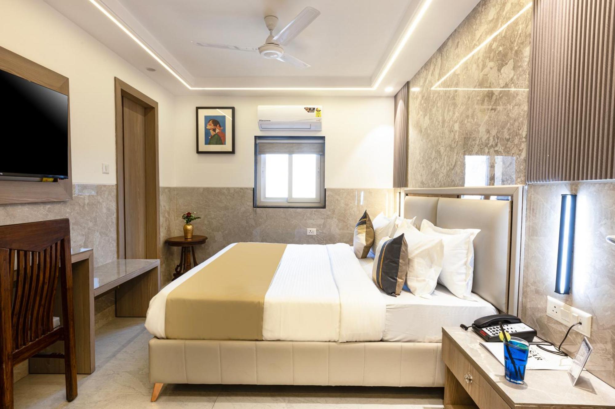 The Orion Hotel Era - Delhi Airport نيودلهي المظهر الخارجي الصورة